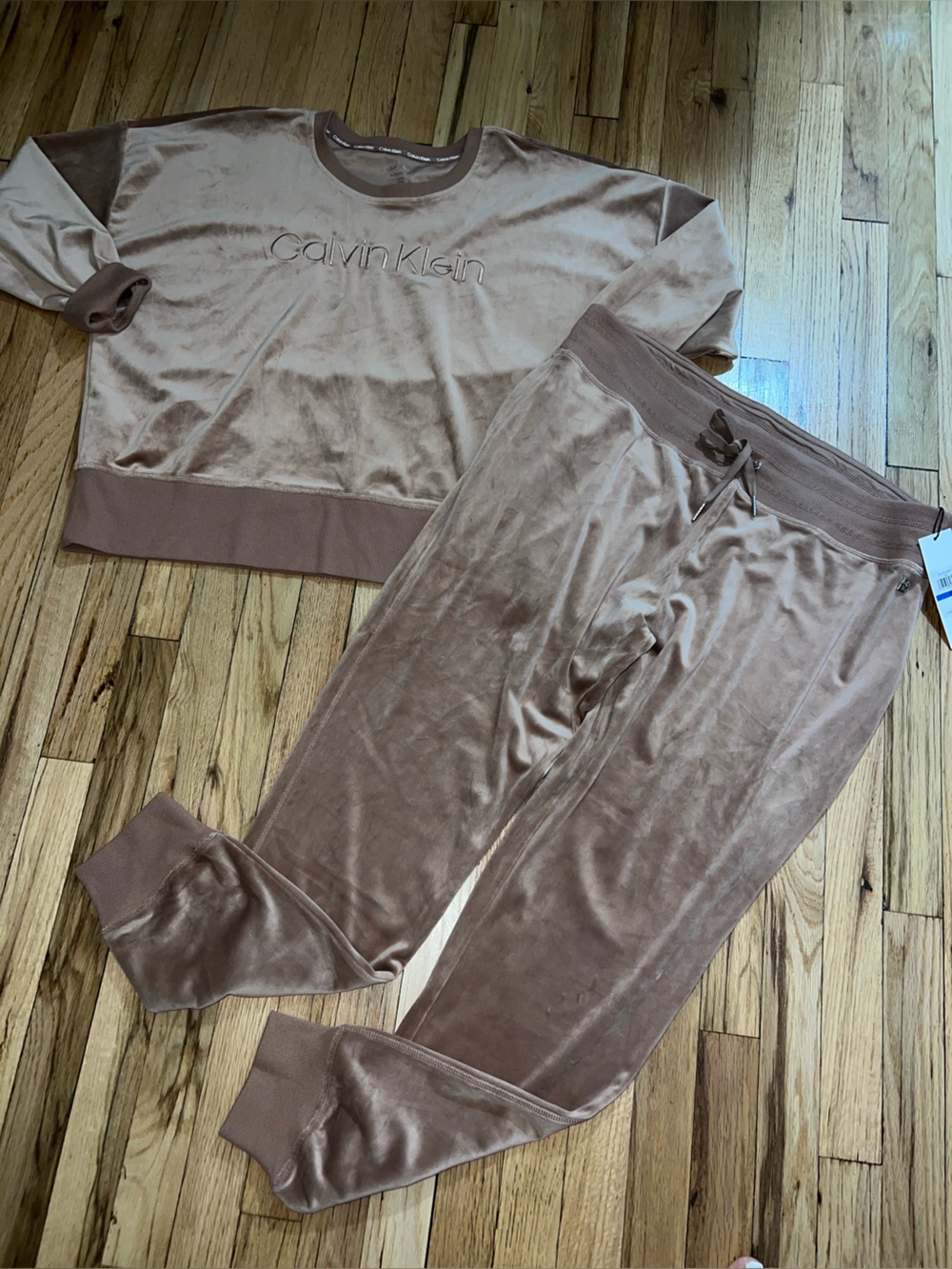 Calvin Klein Velour Lounge Set in Taupe Brown